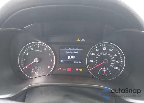 2021 Kia Forte Lxs z USA, uszkodzony, nr VIN 3KPF24AD1ME375065